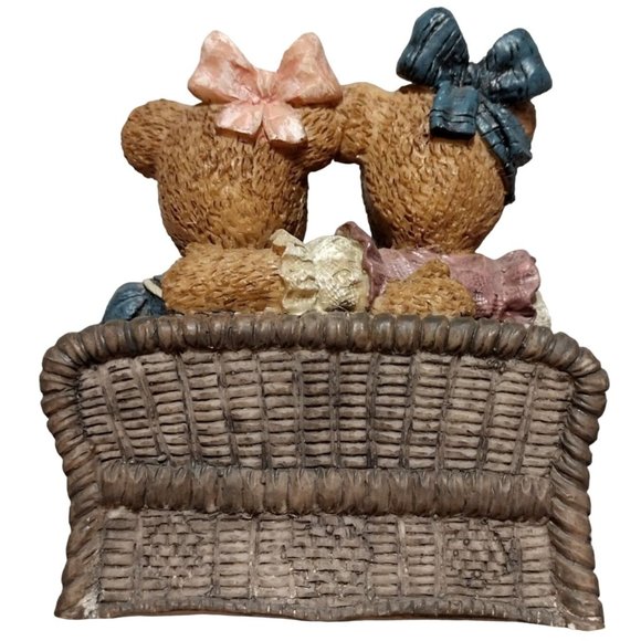 Young Inc. 1997 Vintage Berry Hill Bear "Sharing the Word" Resin Statue - Picture 4 of 6